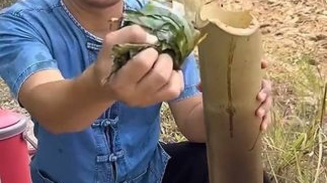 兄弟们猜猜是什么 #美食 #泰国美食 #美食 #户外美食 #内容启发搜索