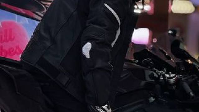 总以为时间过得很慢 可重庆下一个冬天也要来了#机车 #春风动力 #675sr