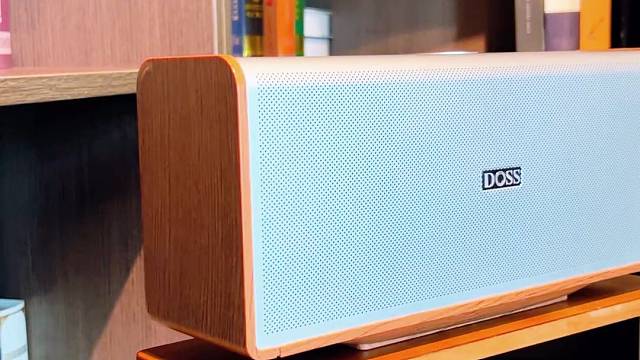 DOSS全景声音响，整个空间都被治愈的氛围填满