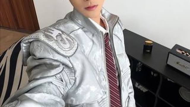 今晚继续狂轰乱炸4小时 #高级感穿搭 #机车皮衣 #双十一购物狂欢节 #暗黑系穿搭 #STARTEX