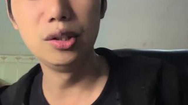 为什么我不配1万块？馆长就配10个亿？