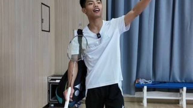 屏幕前的你是哪一种？ #羽毛球 #内容太过真实 #川崎极光7pro强攻版#川崎极光7pro