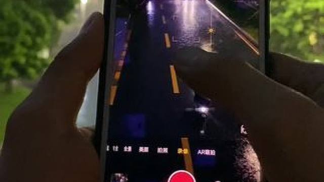 夜景光影试试这样拍!一招教你拍夜景创意唯美视频。 夜晚拍