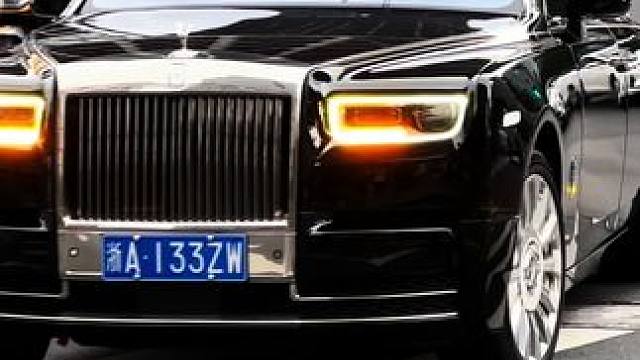 如果你没钱，杭州只是杭州，有免费的5A级旅游景点西湖，只要你有钱，坐在幻影后排的少爷哪有烦恼#劳斯莱