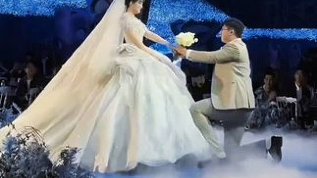 人生仅一次的转场也是拍到了！感谢木鱼的蹲点拍摄！嘿嘿！