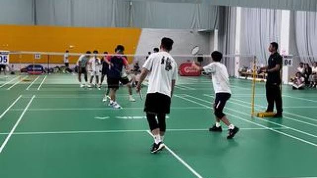 打好羽毛球身体素质和球商缺一不可