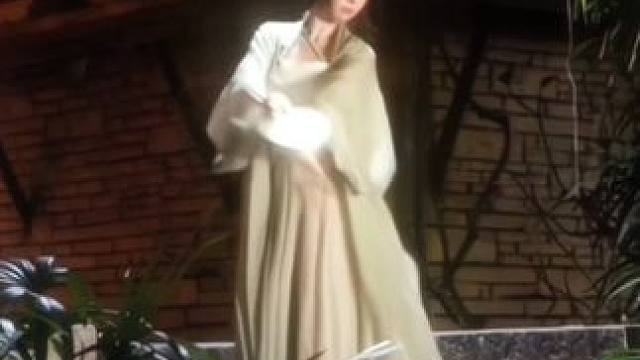 故地重游就像刻舟求剑 但只有那年胜过年年