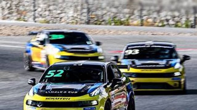 挂科别emo~赛道安全不玩虚的，严师才能出高徒！
#领克汽车运动 #赛车 #赛照培训 #说什么报答之