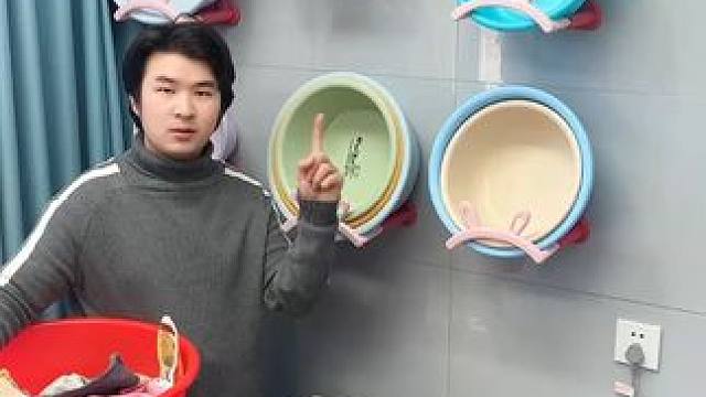 兔耳脸盆架 可以收纳多个脸盆，家里的刷鞋都可以挂上去，还不占空间