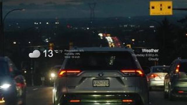 回家路上，沉浸在蓝调时刻，堵车也不觉得无聊了。#车拍 #电影感 #蓝调