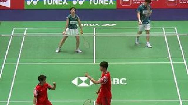 黄东萍的个人技showtime~~#羽毛球 #凤凰组合 #法国羽毛球公开赛