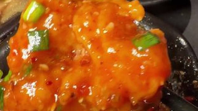 下次见面 我们一起去吃菌子火锅吧！#云贵菜是年轻人的天菜 #云南美食 #菌子火锅 #寻味烟火气 #交