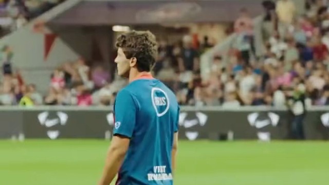 论一个球员的自身修养有多克制