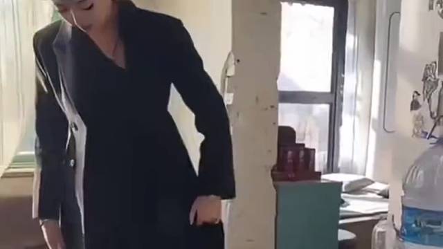 胜哥做的衣服？