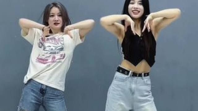 舞蹈常用万能动作，大家学会了嘛#零基础学舞 #零基础舞蹈教学 #一步一步教会你跳舞