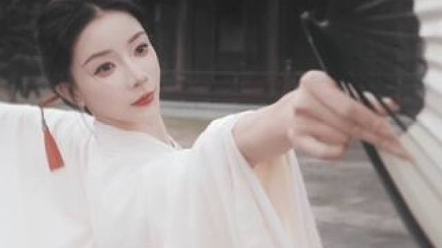 山川异域，风月同天.
#国风舞蹈 #风筝误舞蹈 #古风汉服美如画 #古典舞