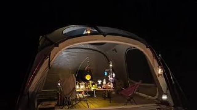 山野有风，篝火有光，等一个自由...