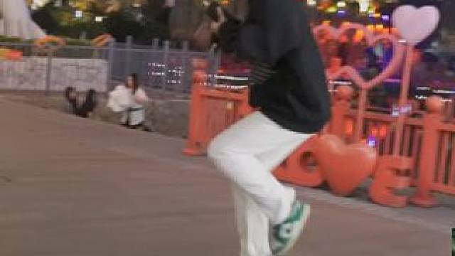 哥们现出“猴”形了 #万圣节 #搞笑 #野生大肥扬