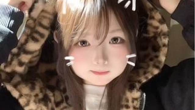 怎么不受控制开始卖萌了(*ω)