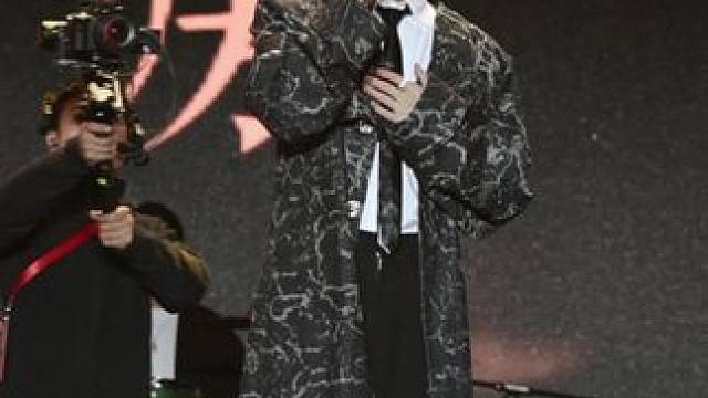 第一次听隔壁老樊的时候你多大了
#隔壁老樊 #你的姑娘 #隔壁老樊_樊凯杰