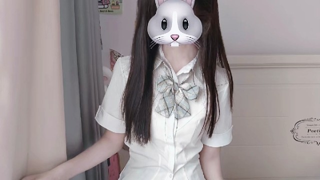 你总是这样遇到难回答的问题就不说话了