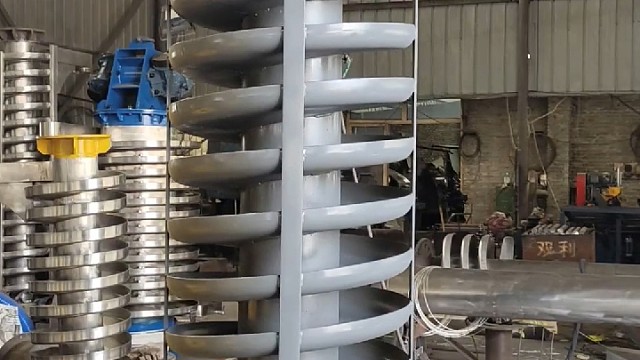 化工砂混合砂热料4米高降温螺旋提升机