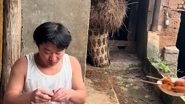 原来是臭袜子[捂脸]