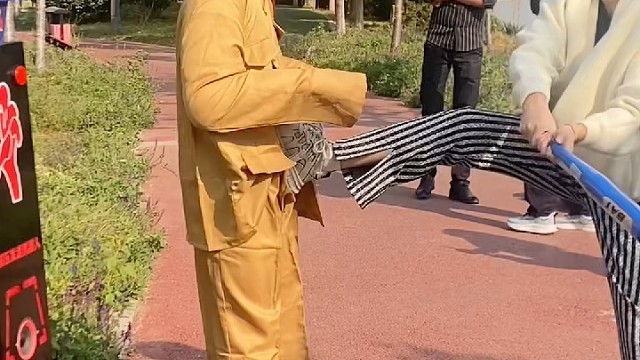 10圆3分钟，100就是1000