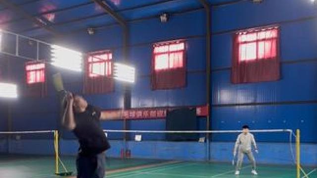 羽毛球正手劈吊教学 #羽毛球教学 #羽毛球精彩片段 #羽毛球集训