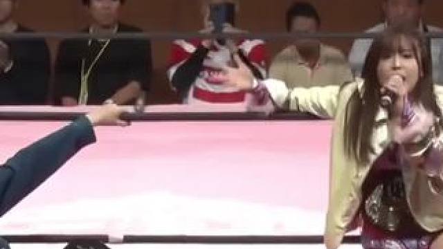 日本女子摔跤大赛，女网红赤井沙溪来了，实力派就是不一样！