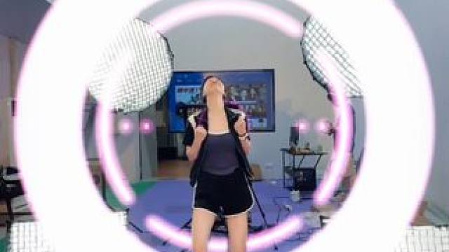 耗时3个月的直播间终于搭建完成，10月29号新直播间开播，浮力和品牌破➕都以准备就绪，晚上8点我等你