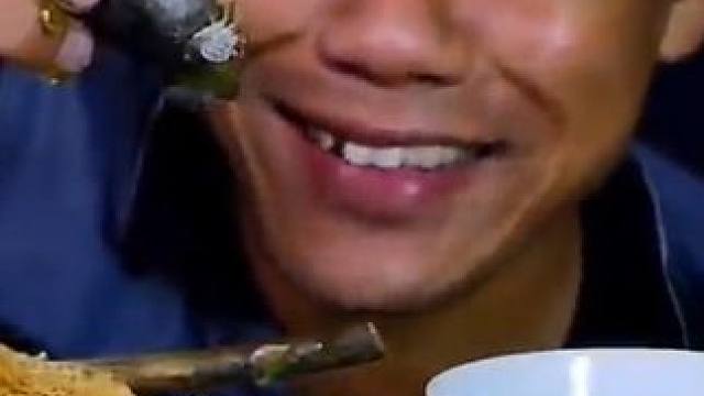 新鲜蜂巢蜜咖喱煮满籽蛋蛋蛙