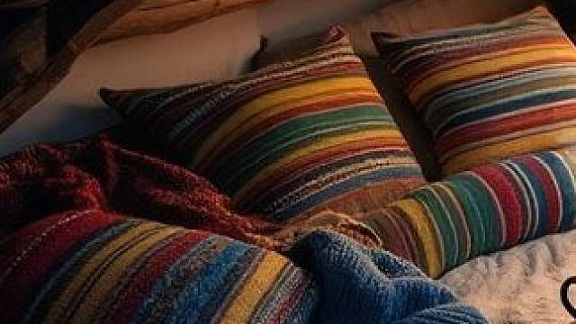 暴风雪来时，呆在秘密小窝里喝茶和休息吧