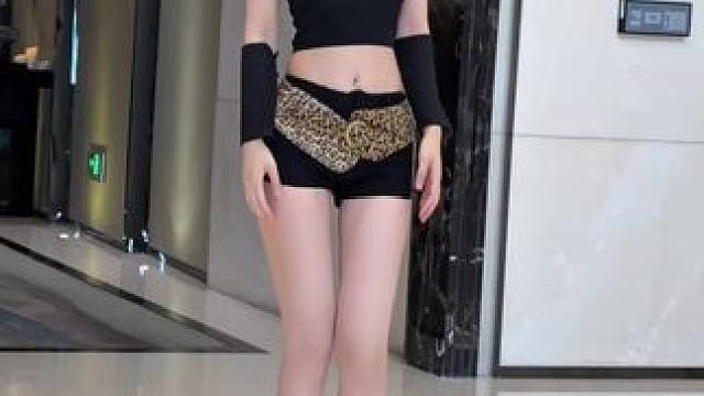 外向是生活所需，孤独是自我享受#辣妹穿搭 #御姐风