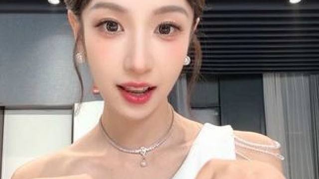 是谁小时候没听过三小只的小甜曲 #我又心动了 #奇怪你爱小狗手势舞 #tfboys #短剧女主 #片