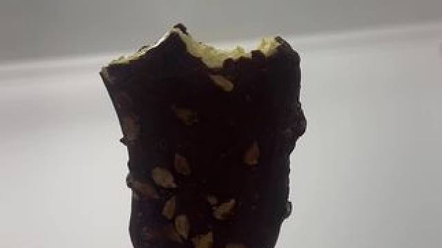 AL2比3惜败T1 AL真是可惜了，AD真的把把被爆，下赛季补强AD吧！LPL就剩陀螺了，TES滔博