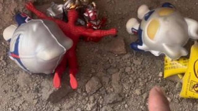 小奥特曼它们好可怜啊#儿童玩具#奥特曼玩具#童趣