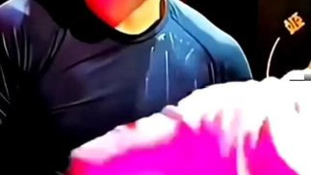 今晚10点半，赵鸿刚通背拳扇耳光，东方力量炸场引张伟丽关注！ #格斗#扇耳光大赛 #ufc