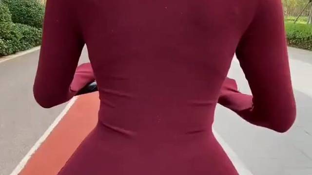 过分了兄弟，吃这么好