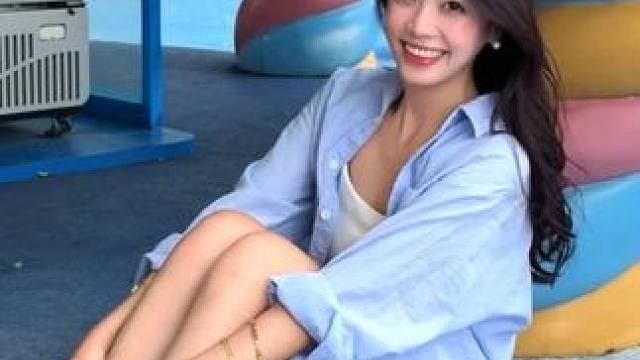 不是什么女主角  但我的世界就该围着我转 #甜妹 #游乐园 #原相机