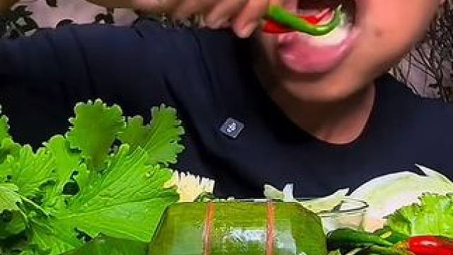 新鲜小辣椒️泰式包酸肉