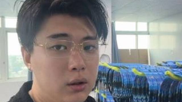 怒涛汹涌 力量奔腾，怒涛集中了目前速烁的所有研发水准 #速烁怒涛 #羽毛球拍 #脏教练羽毛球