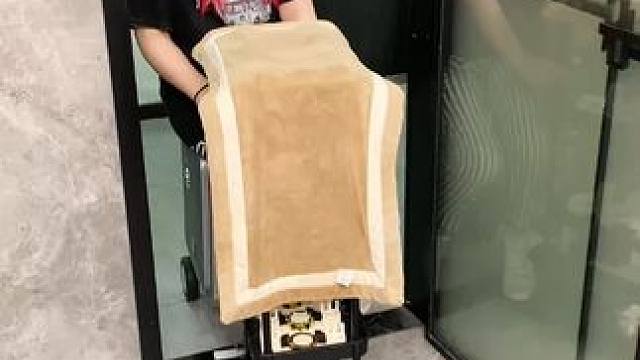 螃蟹壁挂拖把夹 有了这个拖把夹，家里的拖把扫把能上墙收纳了，不占空间，拿取也方便