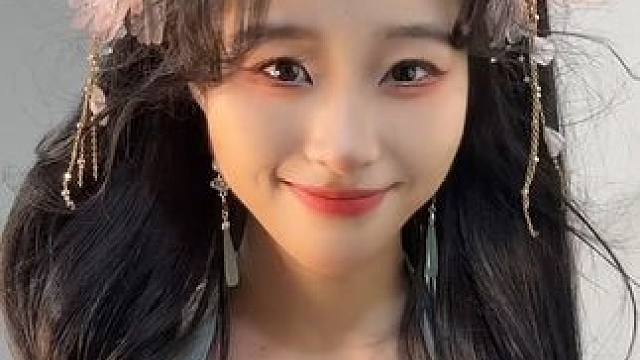 我重生了，前世我本是侯府嫡女却被人陷害，再睁眼又回到见面那天 这一次我一定要夺回属于自己的一切，点亮