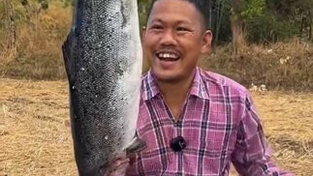 鱼烤丢了 #美食 #泰国美食 #户外美食 #美食 #内容启发搜索