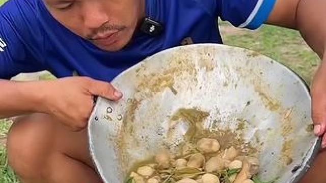 泰式臭鱼汁炖大蘑菇‍