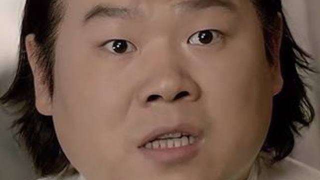 尴尬就在一瞬间