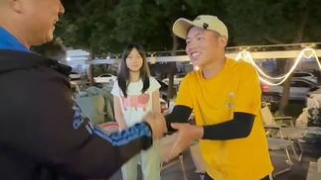 深圳篇：钓鱼交换东北烧烤，用大鱼回报大爷的信任...