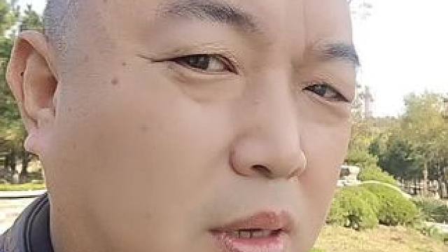 若真心换不来真心，那只有远离