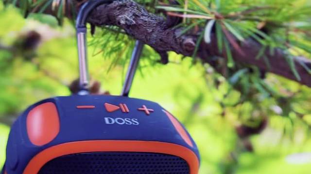 这小音响出门带着声音好大